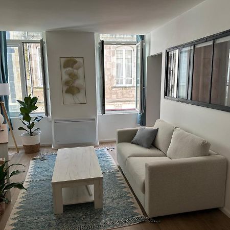 Charmant Cocon Iode Cosy Equipe, Baigne De Lumiere, Situe Au Coeur De La Rochelle A 1Min A Pied Du Marche Central Avec Tv Et Wifi Экстерьер фото